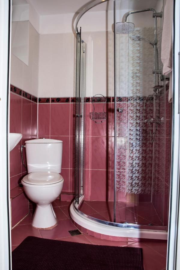 Vila Saltanat 41 Warna Exterior foto