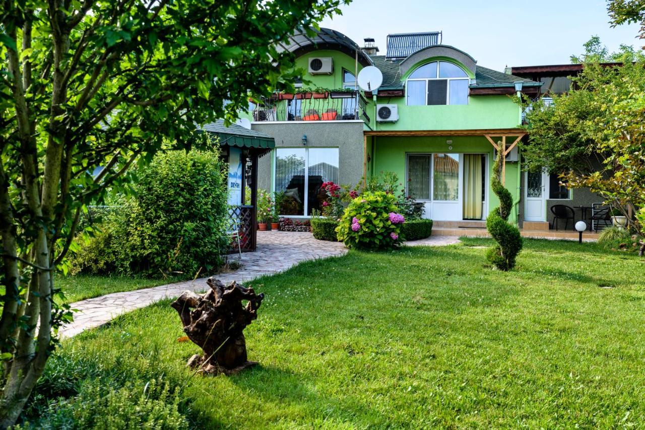 Vila Saltanat 41 Warna Exterior foto
