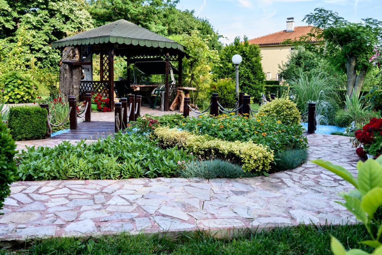 Vila Saltanat 41 Warna Exterior foto