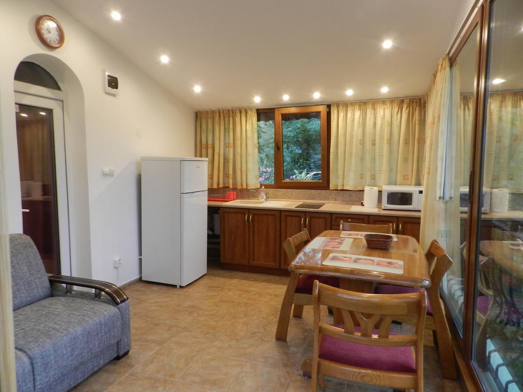 Vila Saltanat 41 Warna Exterior foto