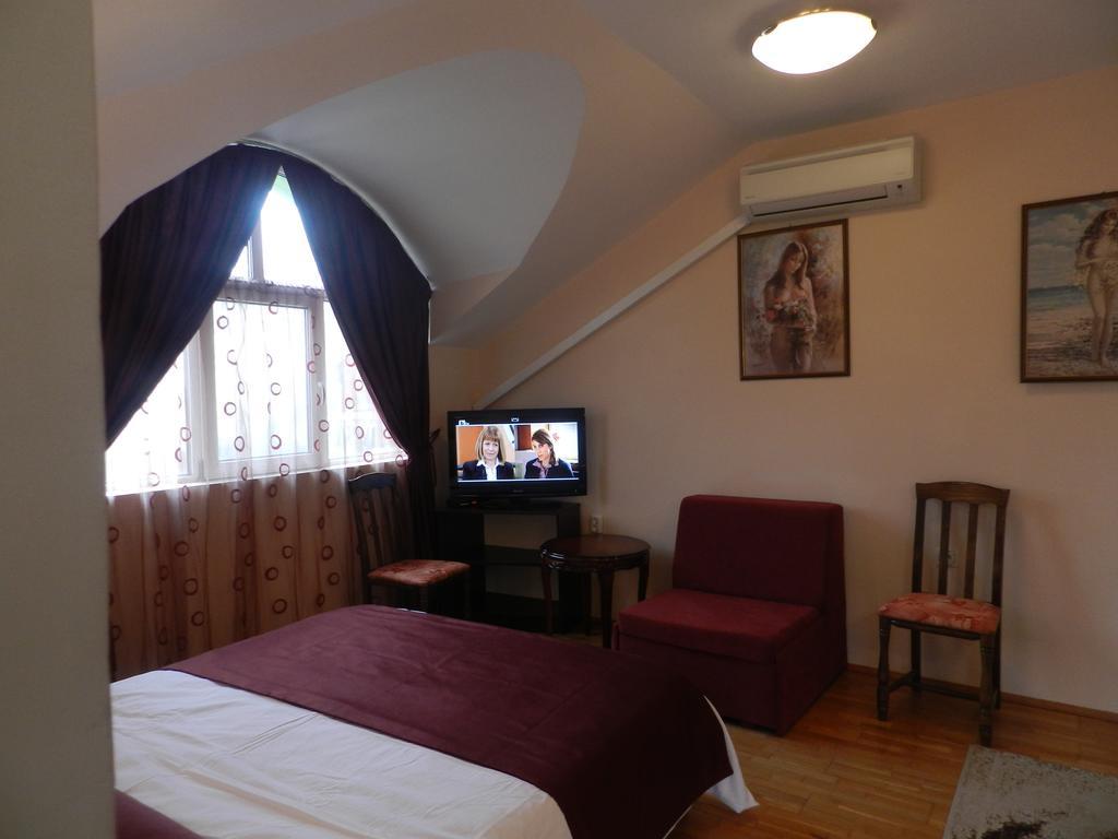 Vila Saltanat 41 Warna Exterior foto