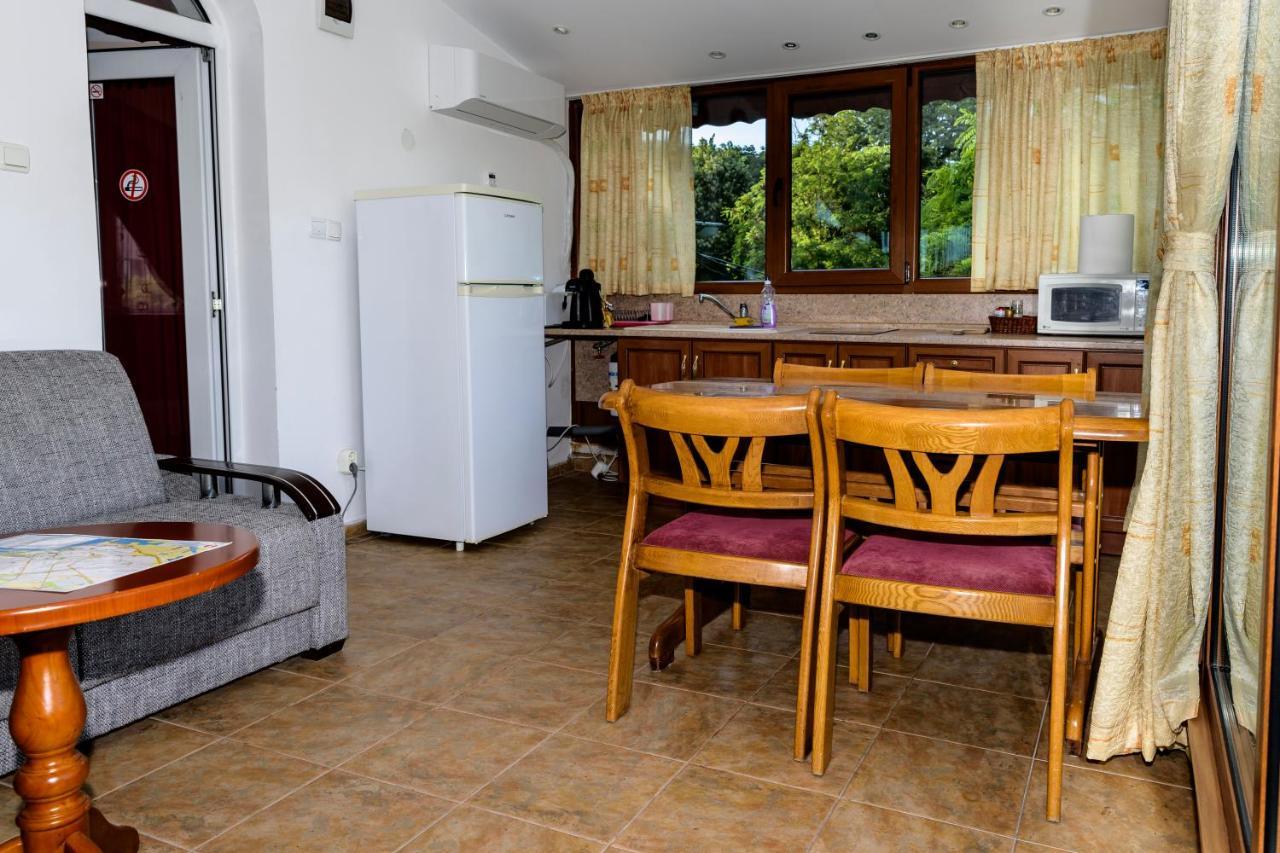 Vila Saltanat 41 Warna Exterior foto